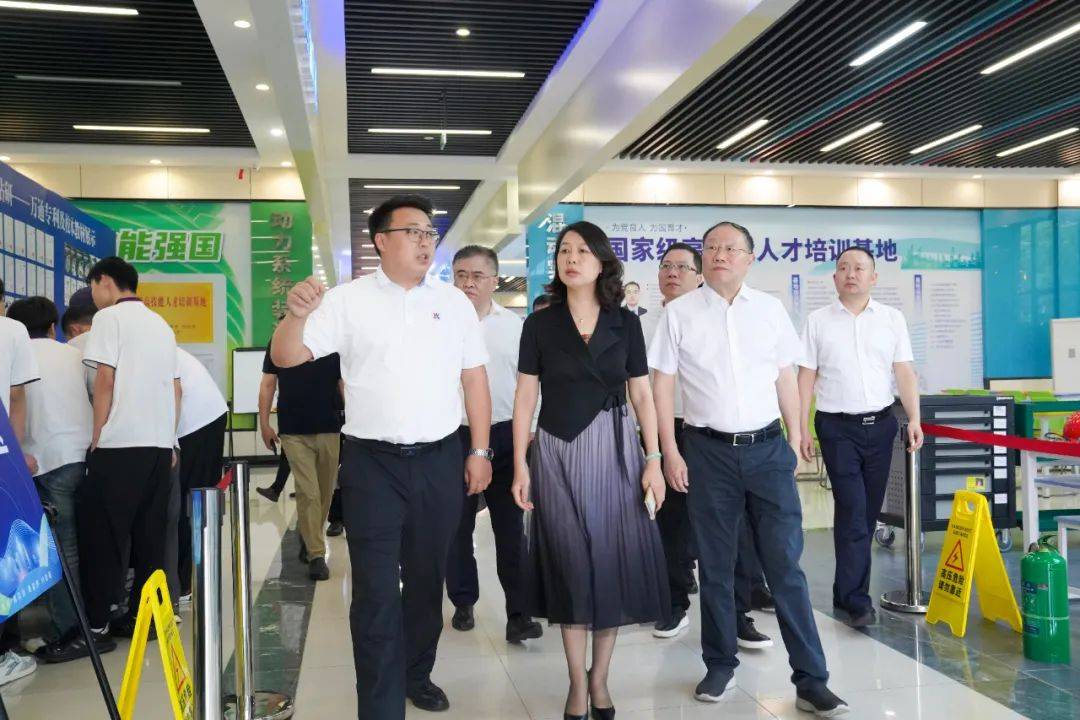 6月26日,深圳市人力资源和社会保障局党组成员,副局长马艳,深圳市人力