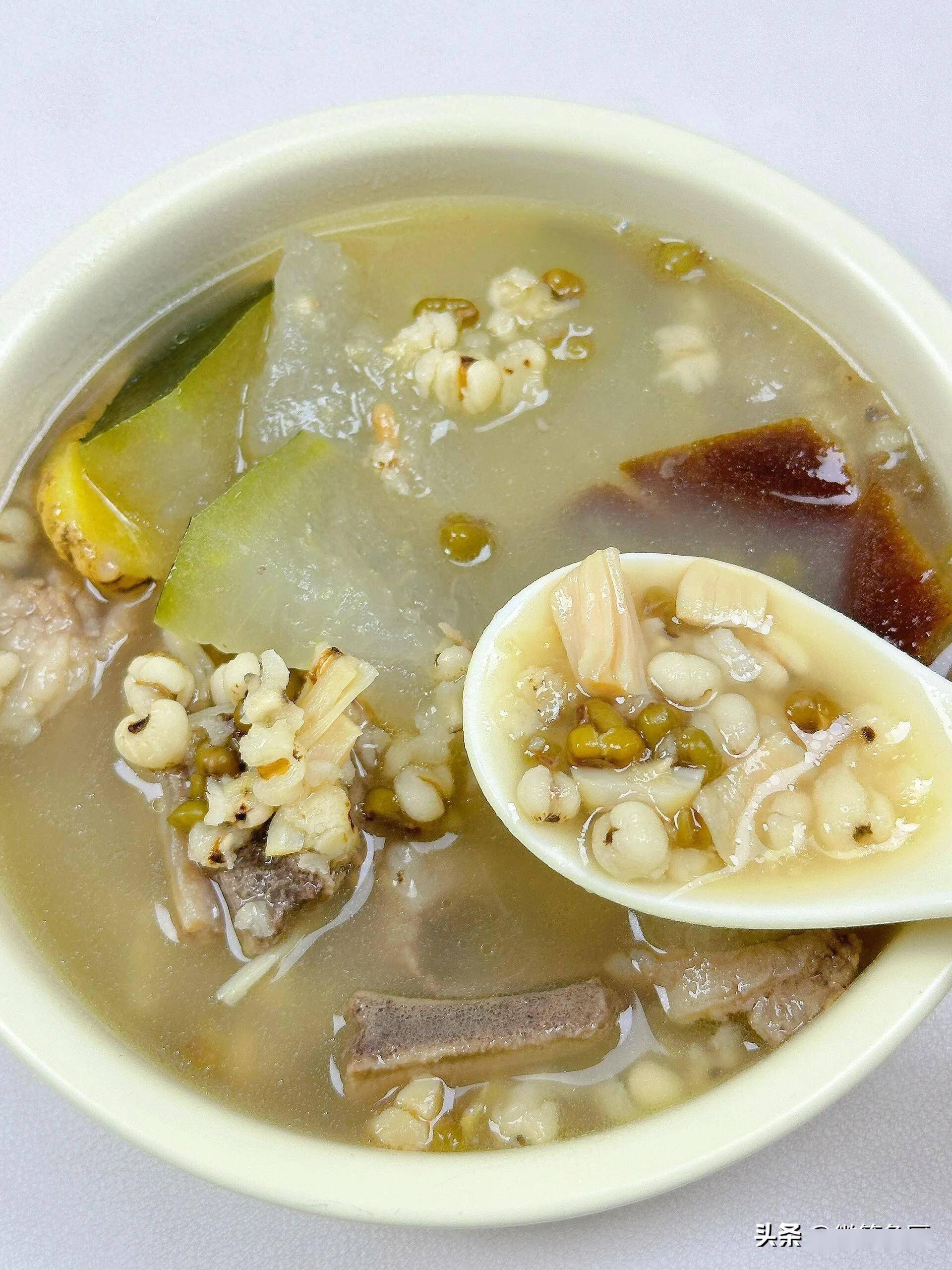 夏天常喝4汤,一清热,二去火,三消肿,营养全面,清热解暑