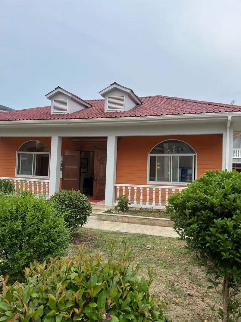 总的来说,筑美匠重钢别墅是一种融合了时尚美观和高品味的房屋设计