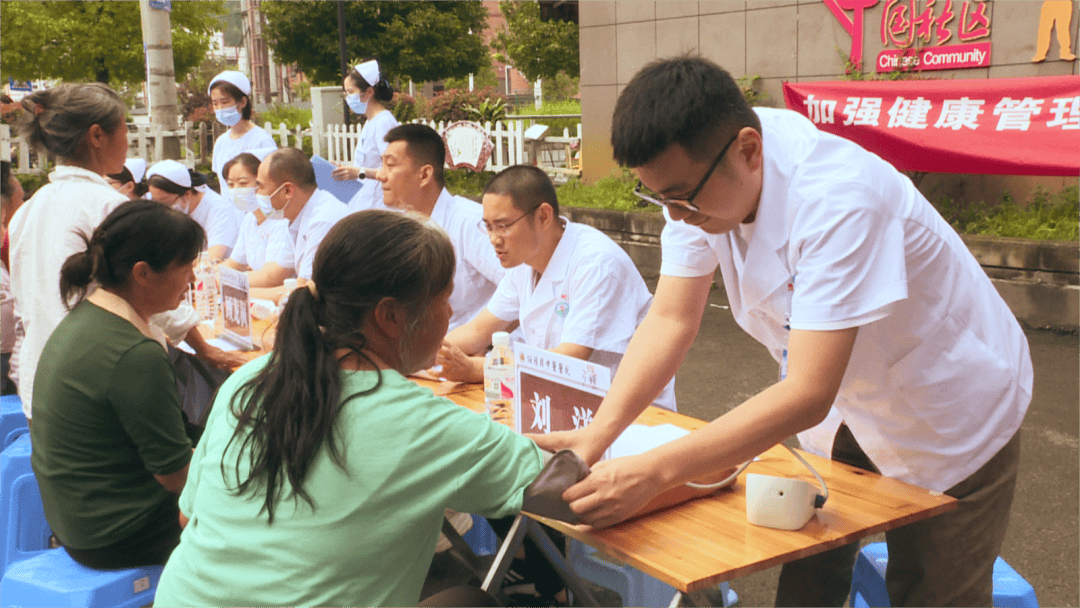 🌸宁夏日报【新澳2024年精准一肖一码】|阳光融和医院：端午节健康饮食指南  第4张