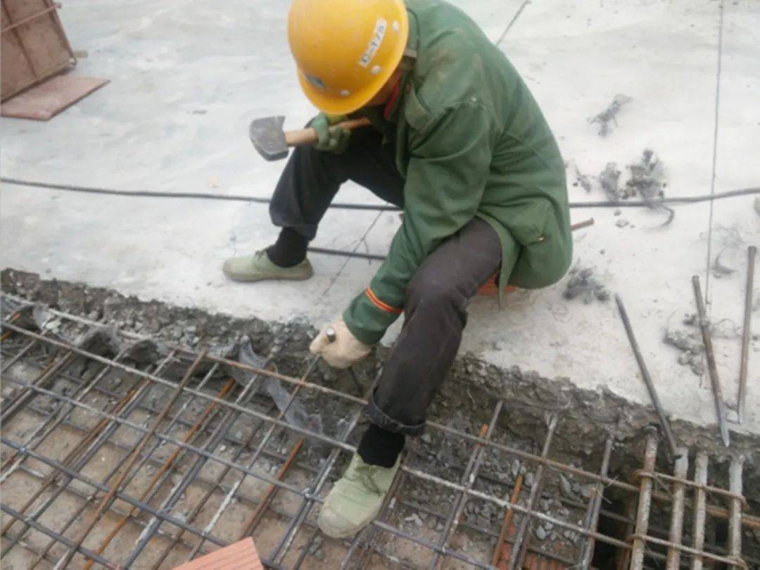 施工缝必须凿毛?冲毛很省事!