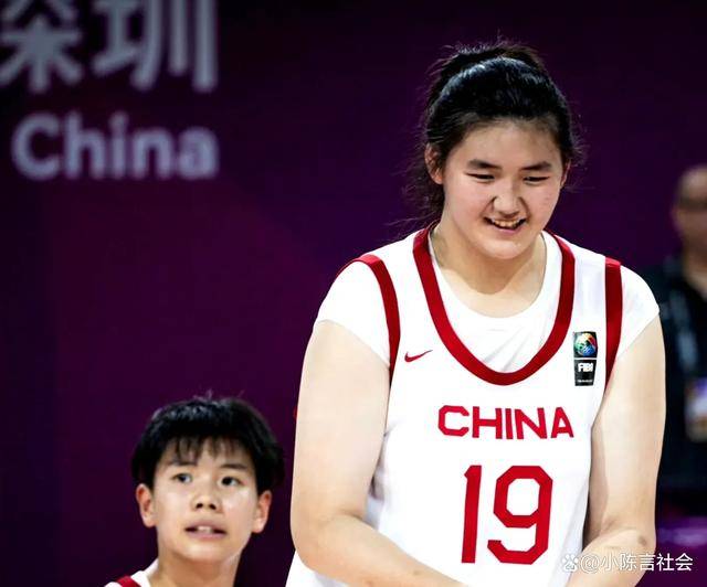 冷静看待中国女篮张子宇：U18亚洲杯决赛暴露问题，未来仍需沉淀_比赛_球员_投篮