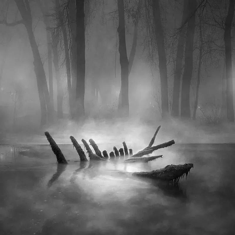 三个摄影师的极简 黑白摄影,你更爱哪一个?