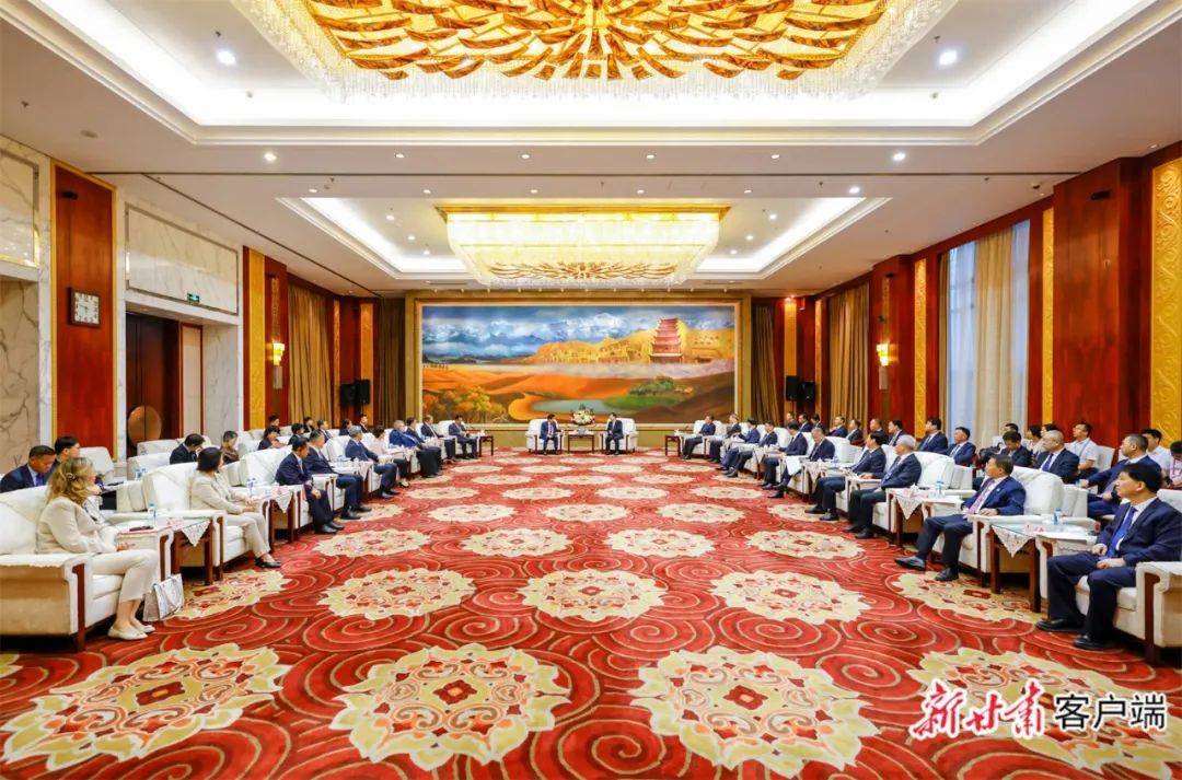 胡昌升任振鹤会见出席兰洽会的国内外嘉宾_甘肃_发展_中国