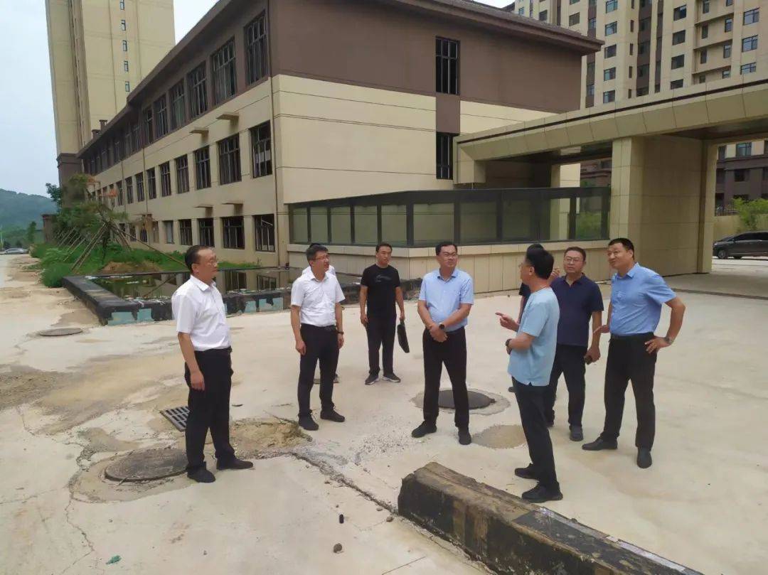 邹平市副市长肖军伟到黄山街道调研督导项目建设情况