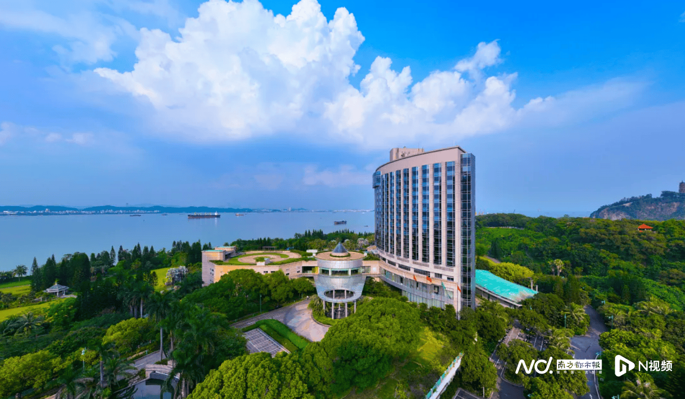 南沙大酒店.图片来源:印象南沙各项水上娱乐设施,等你来挑战