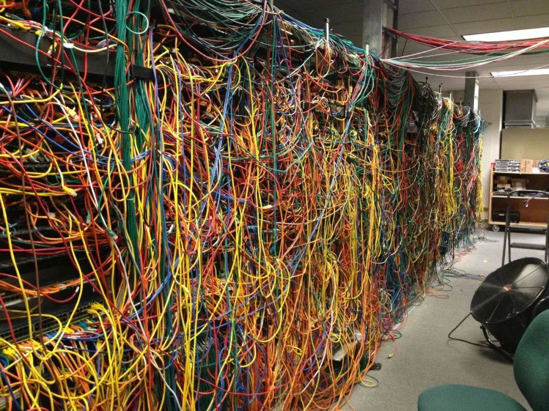 看印度布线,这是一种极端的牛x_感觉_情况_电线