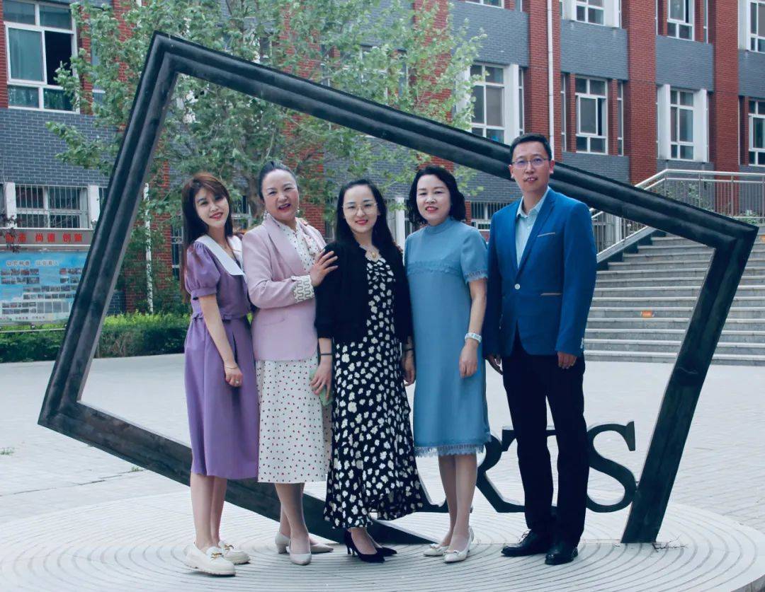 师者如光 匠心致远//银川市实验中学新高一英语教师风采