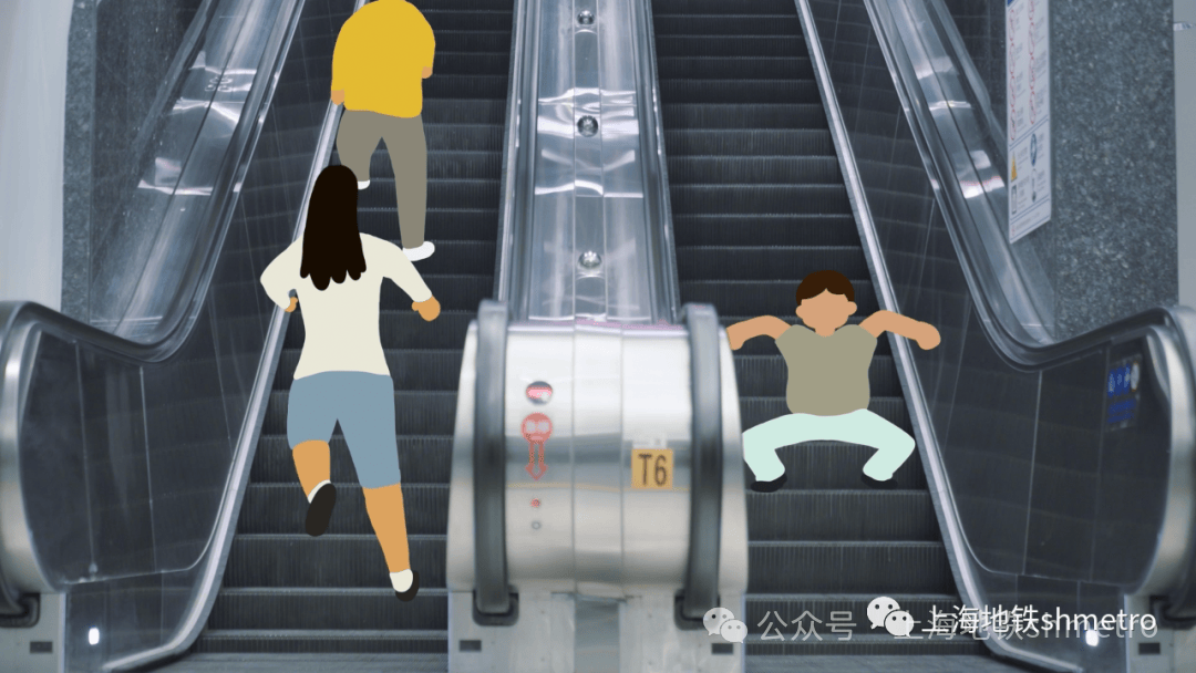 【温馨提示】地铁安全出行:未成年人乘坐自动扶梯家长应做好陪护