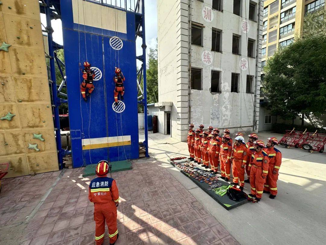 真抓实训强能力 严纪严考出实效——银川市消防救援支队特勤大队二站