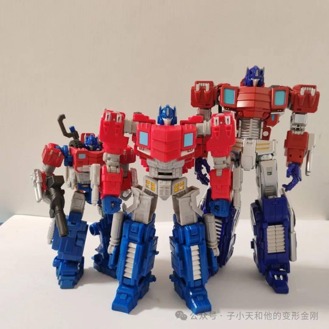 【评玩具】子小天:徊之测评《变形金刚 新品!