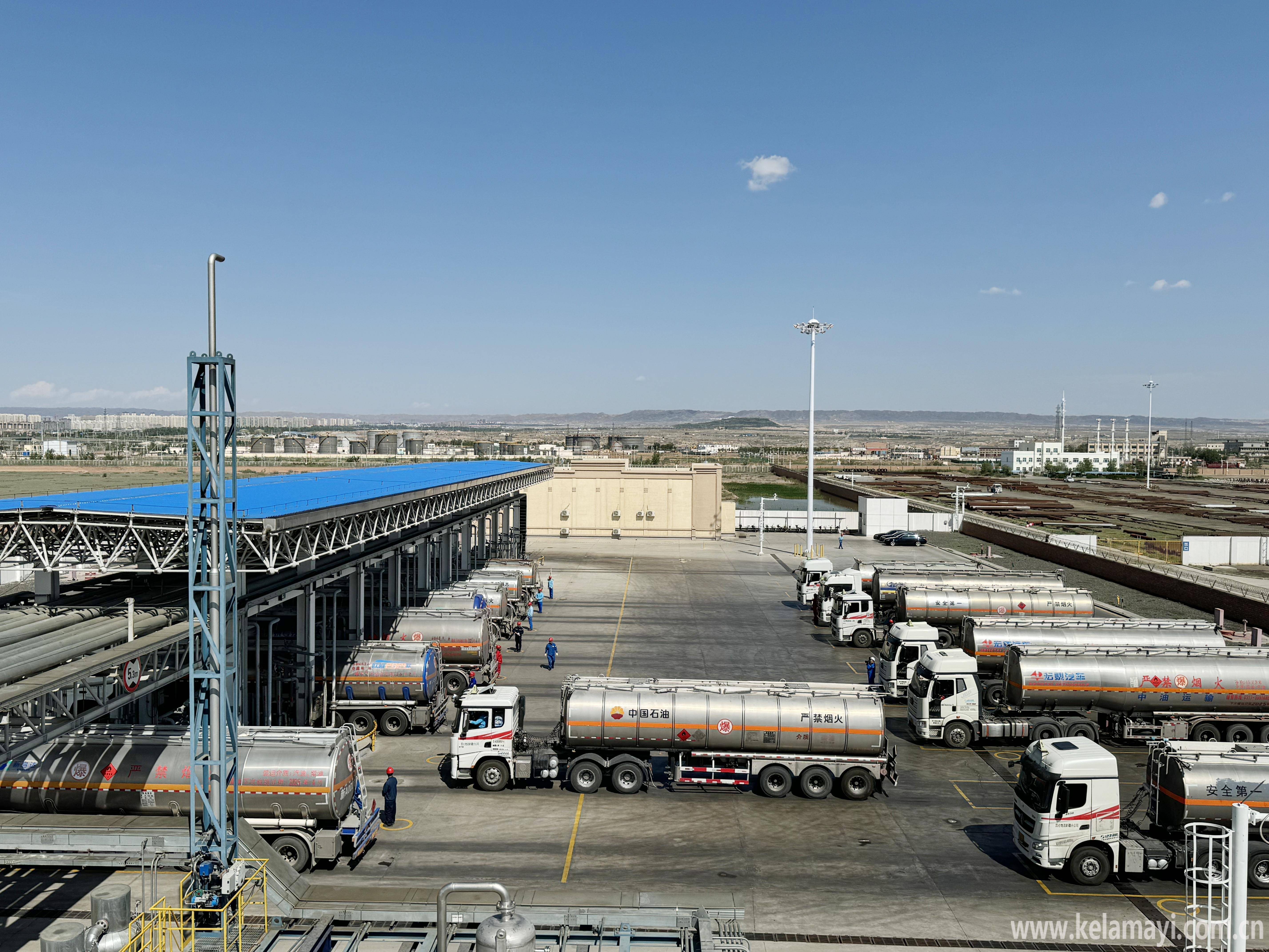 打响成品油高温保供战护航旅游旺季迎峰度夏