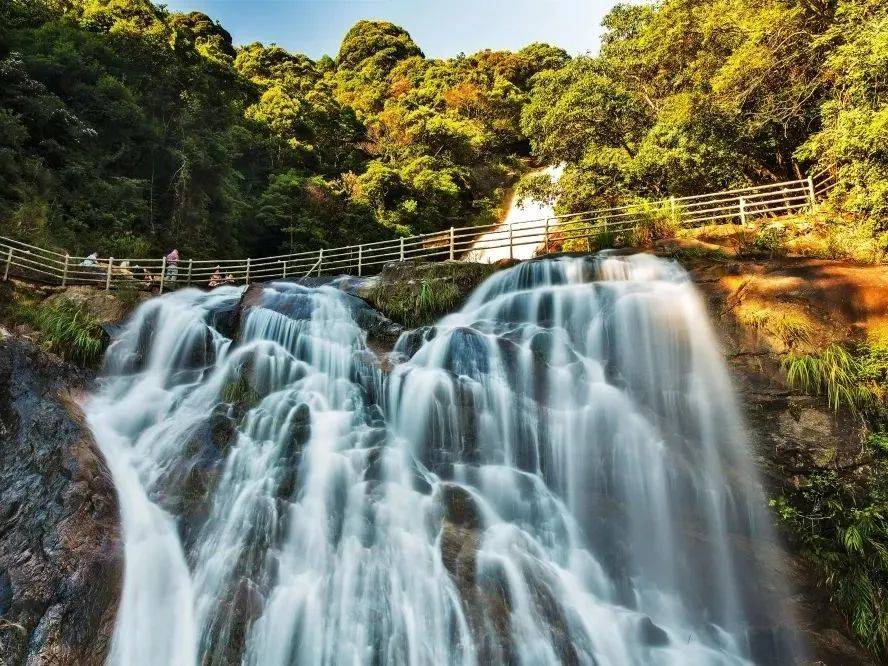 龙岩湖风景区图片