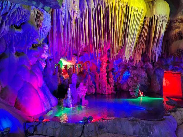 关岭九仙旅游景区:避暑旅游持续"升温"