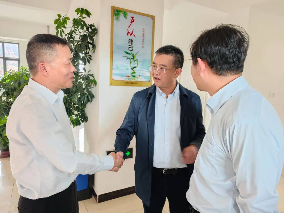 林周县委常务副书记,常务副县长肖军,林周县委常委,副县长陈佳钧,区委