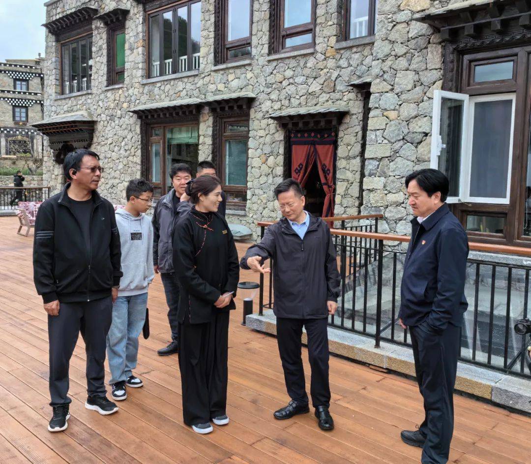 田文到甘孜州得荣县,稻城县调研帮扶工作