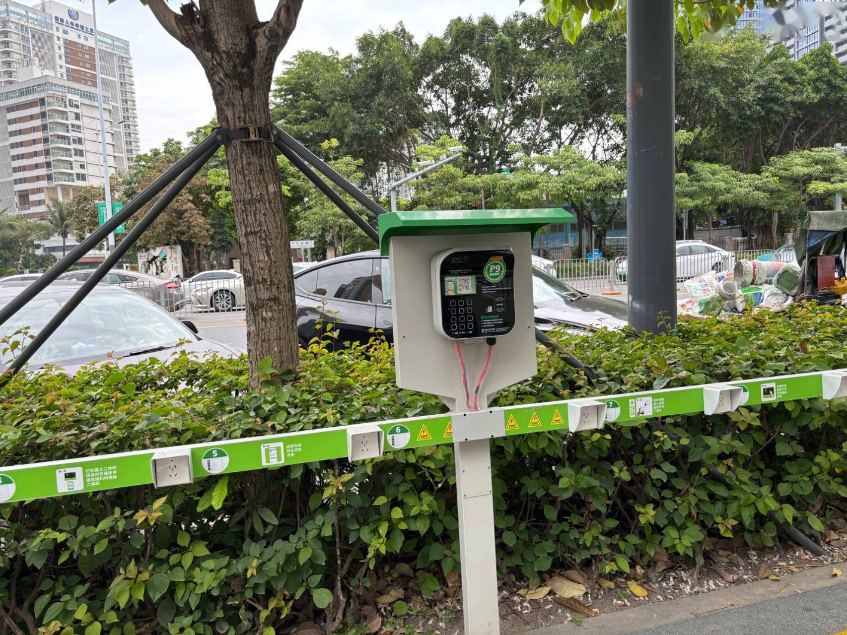 电动二轮车充电站图片