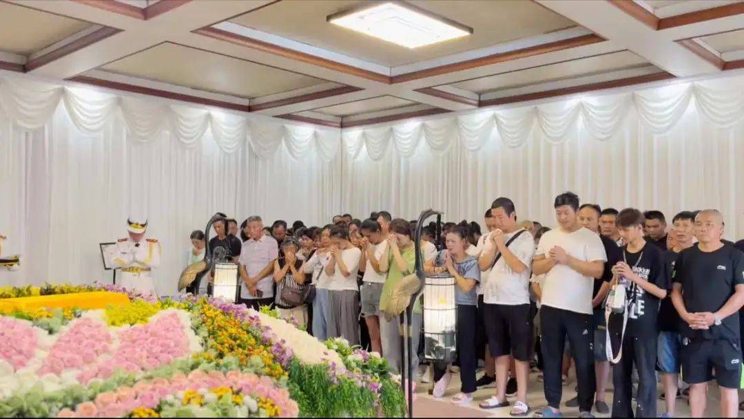 大爱延续!贵州17岁少年车祸丧身捐献5器官