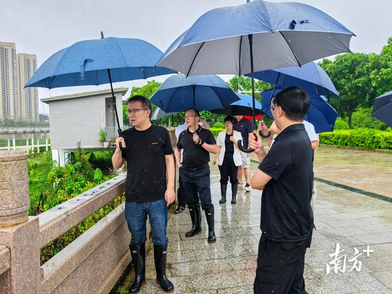 罗达祥指出,受台风"格美"影响,丰顺县部分镇村出现房屋受浸,道路损毁