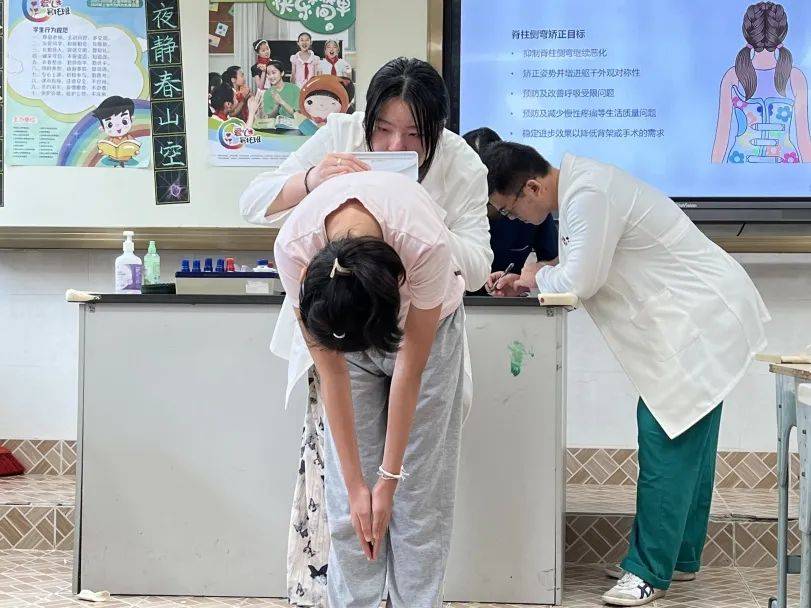 证券日报🌸澳门赛马会资料最准一码🌸|人民健康“五进”关爱服务计划走进中国科协  第1张