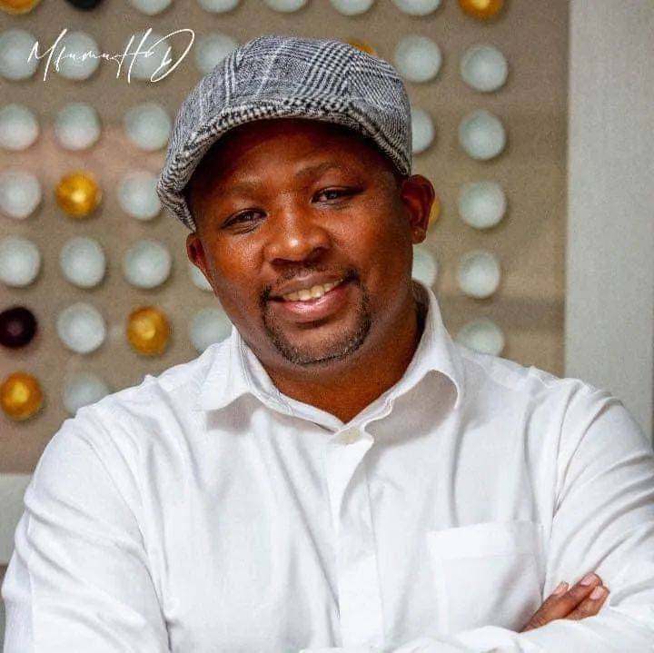 《非洲华侨周报》卢萨卡消息上周本报报道了独立广播局(iba)局长穆莱