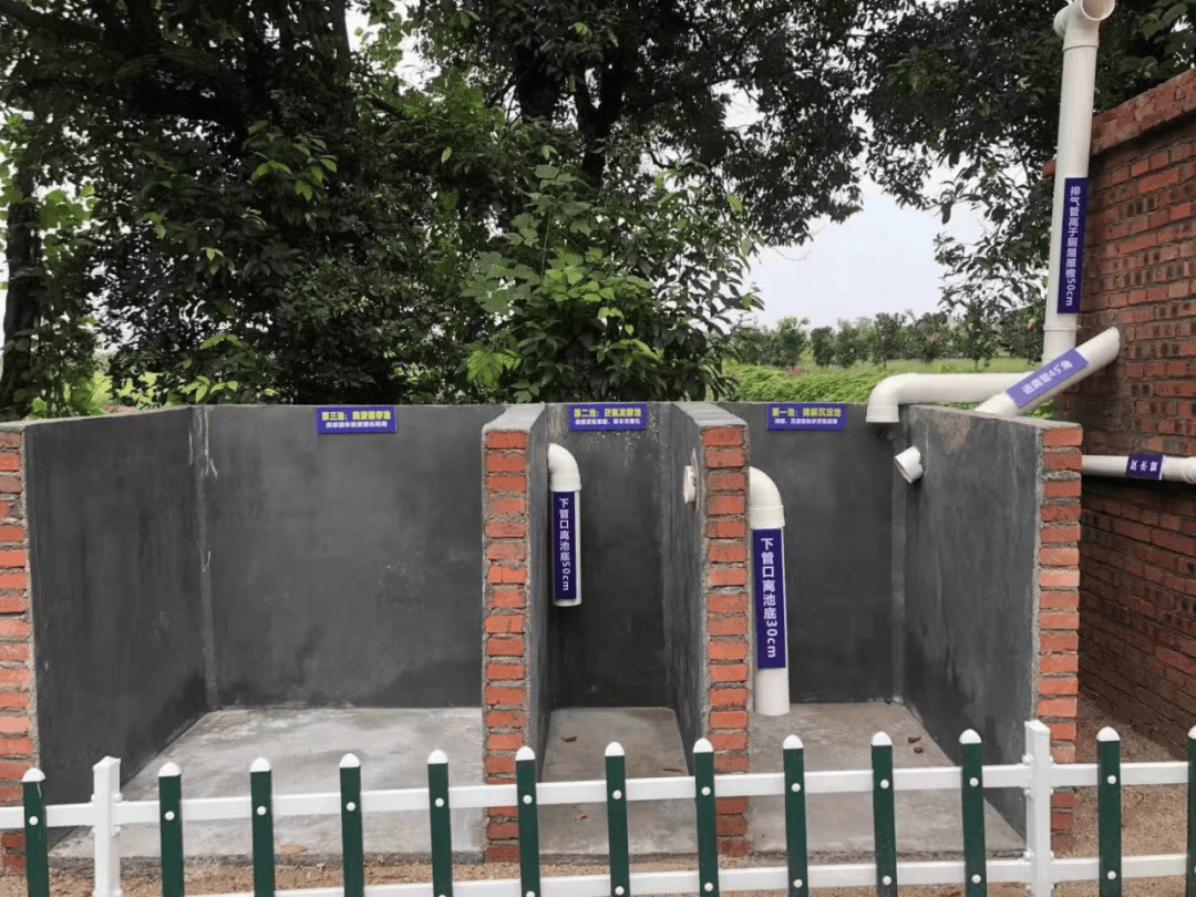 【小厕所 大民生】农村厕所革命的资源化利用,标准配置及正反案例推广