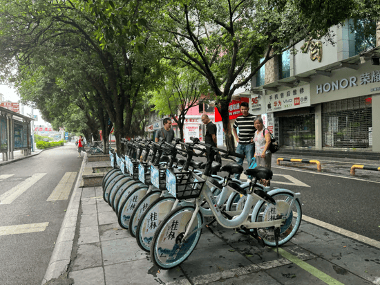 江西日报:澳门平特一肖100-城市：渝中区图书馆与重庆市中医骨科医院共建“城市书房”