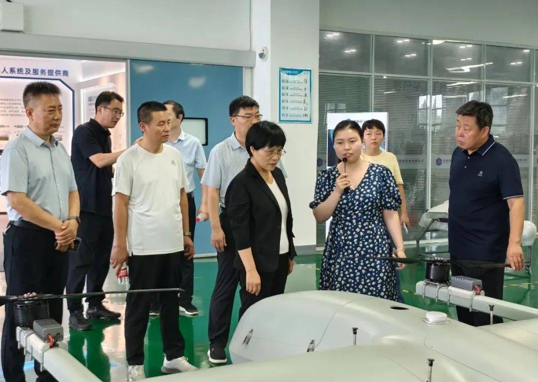 张玲对我市科技创新工作开展调研_发展_企业_无人机