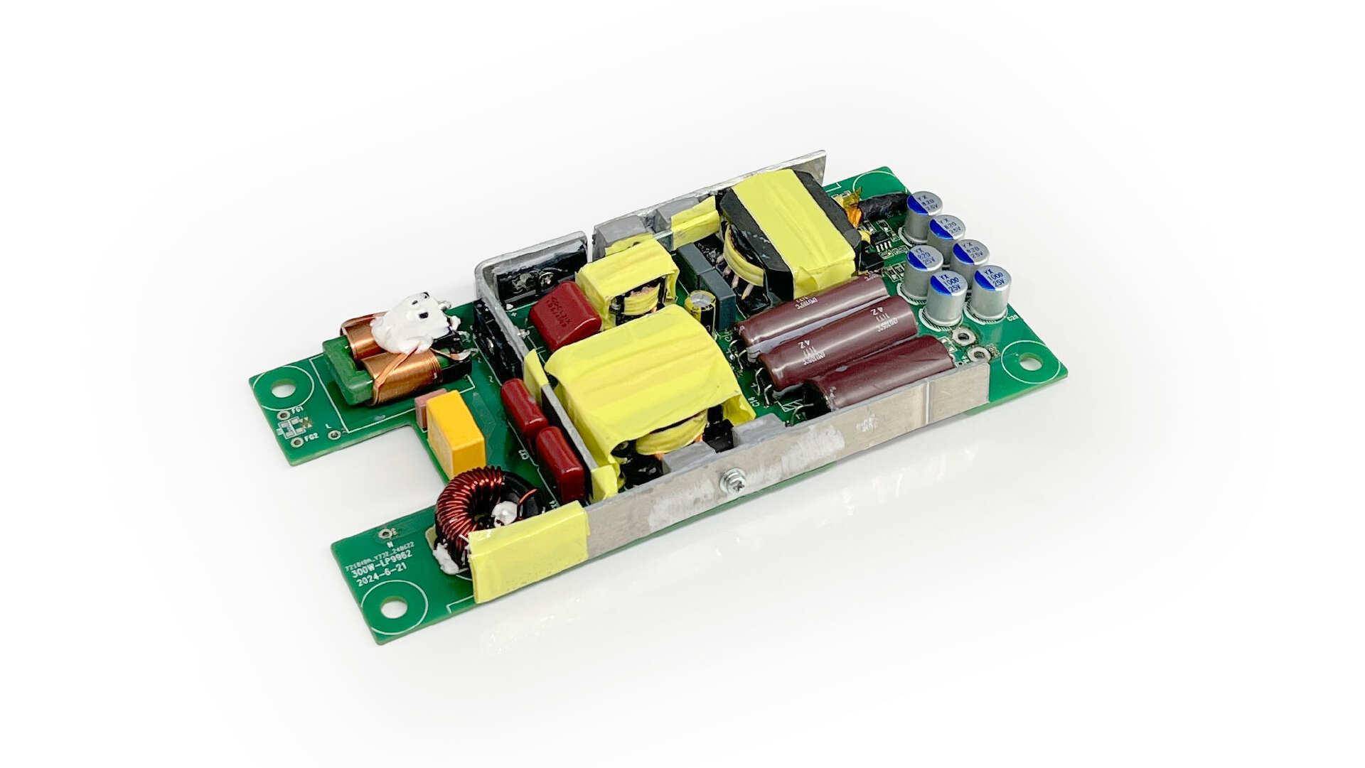 效率高达95.8%!这家公司推出全国产300w电流模式llc电源解决方案