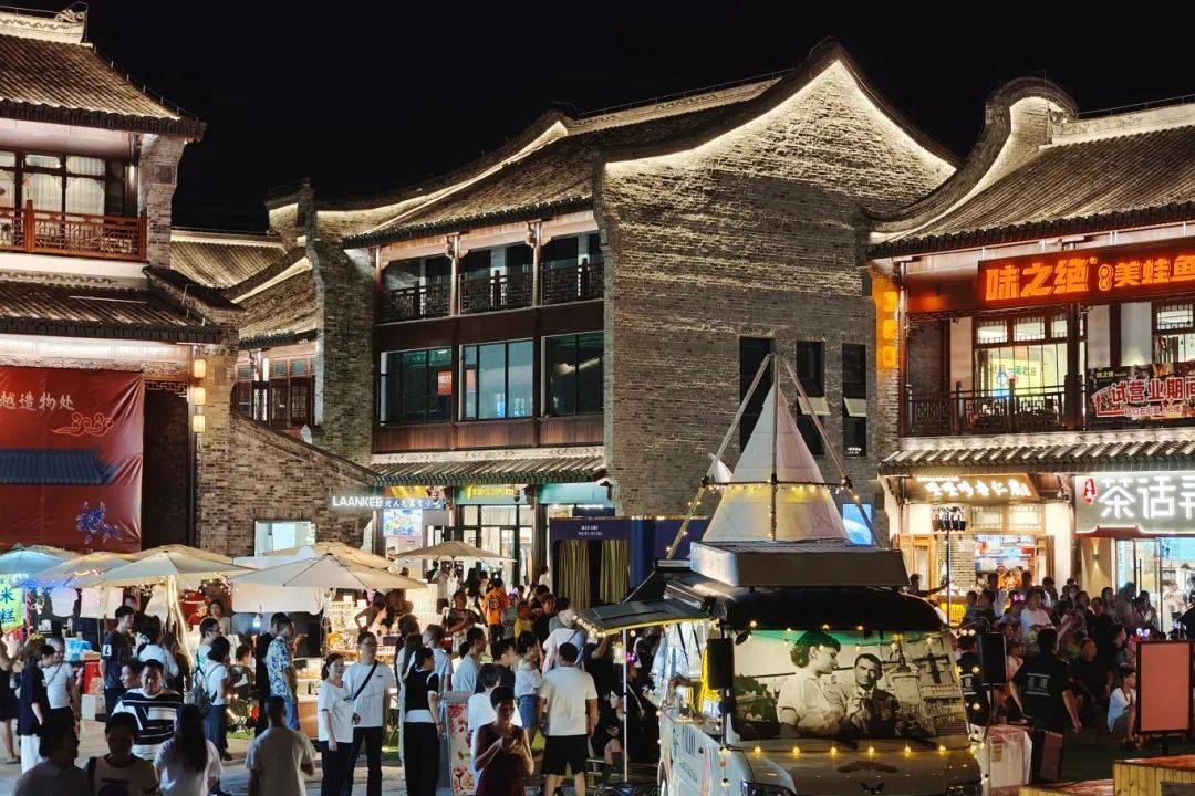 越夜越美丽!温州"最晚关灯"街区将夏夜拉长,还有夜宵节极限疯吃!