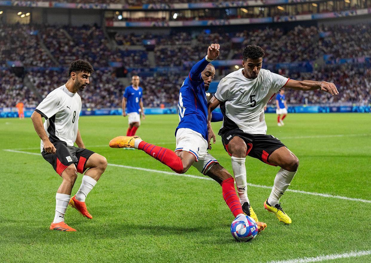 巴黎奥运会丨足球——男子半决赛:法国队战胜埃及队_比赛_新华社_孙非