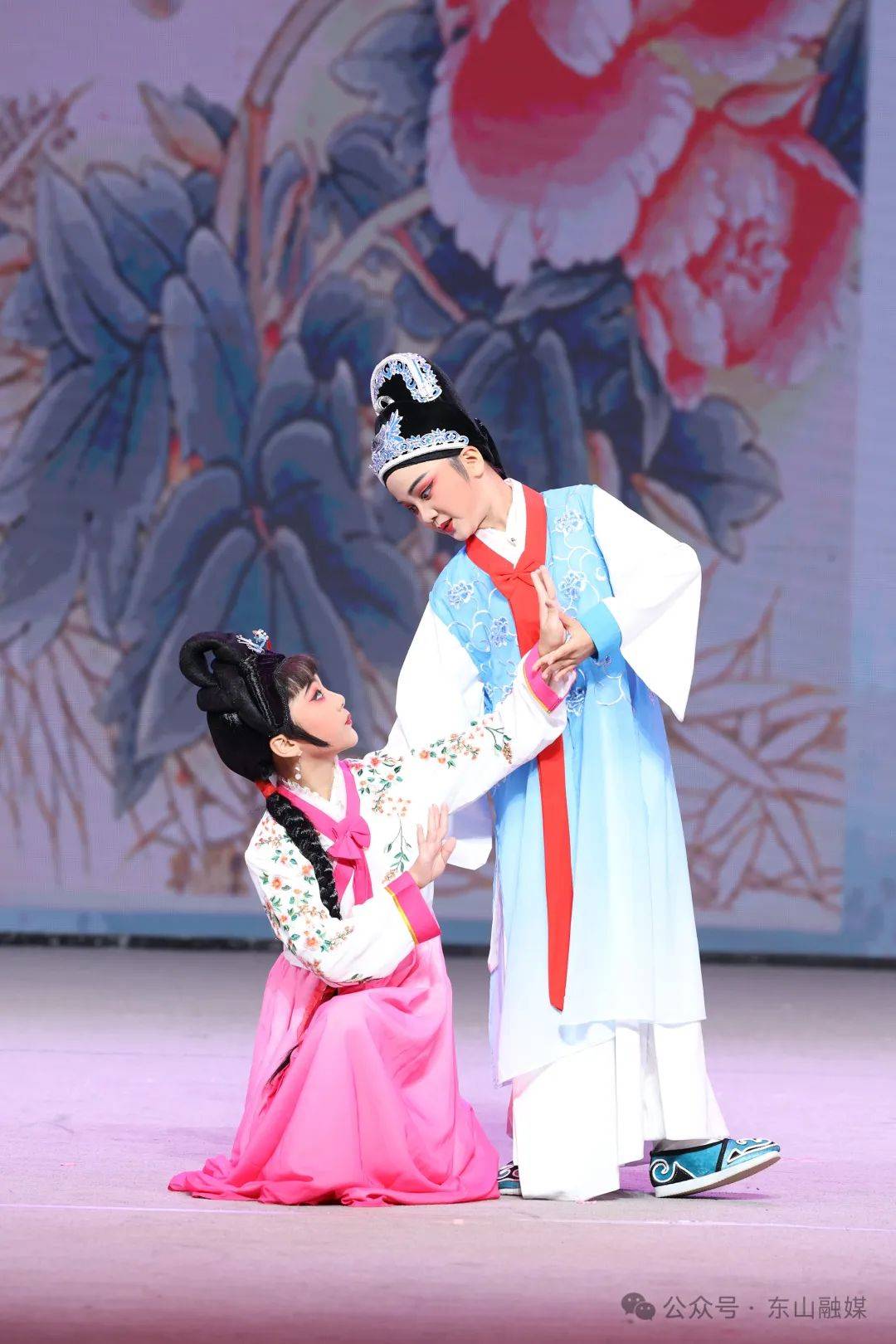 来自东山这两位小朋友让潮音雅韵再焕新彩~_潮剧_演出_文昌