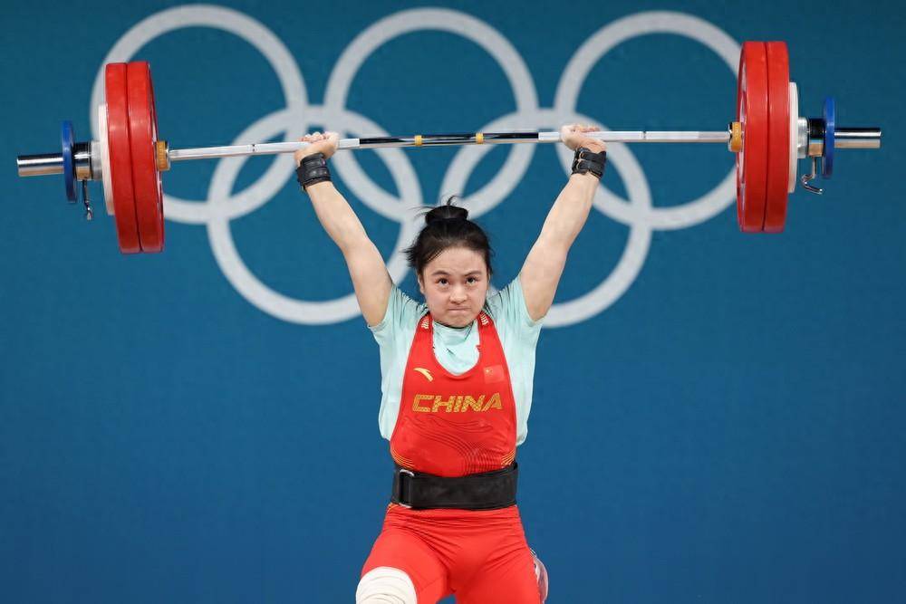 举重女子59公斤级,罗诗芳破奥运纪录夺金!