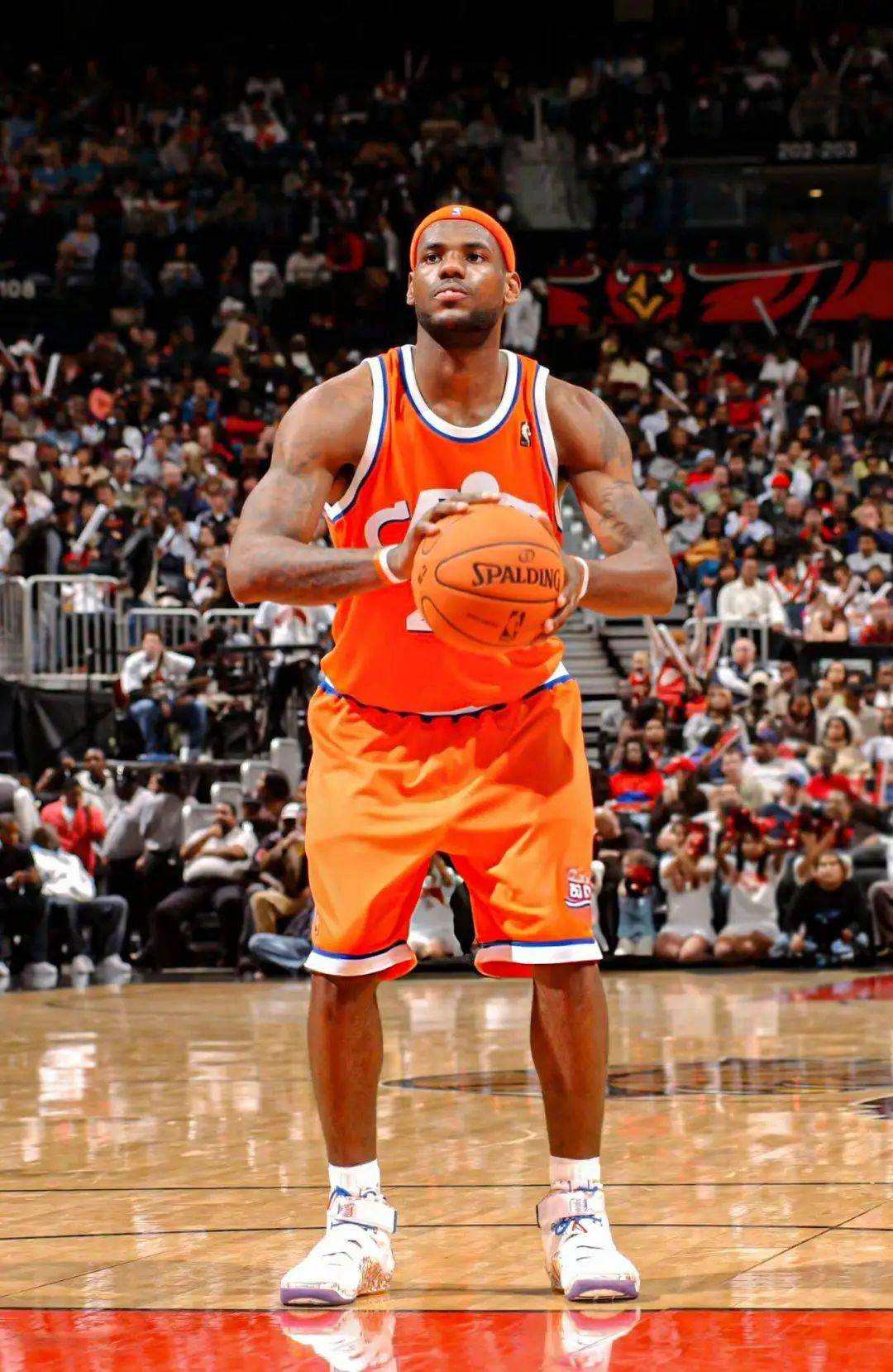 詹姆斯神鞋!卖不动了?