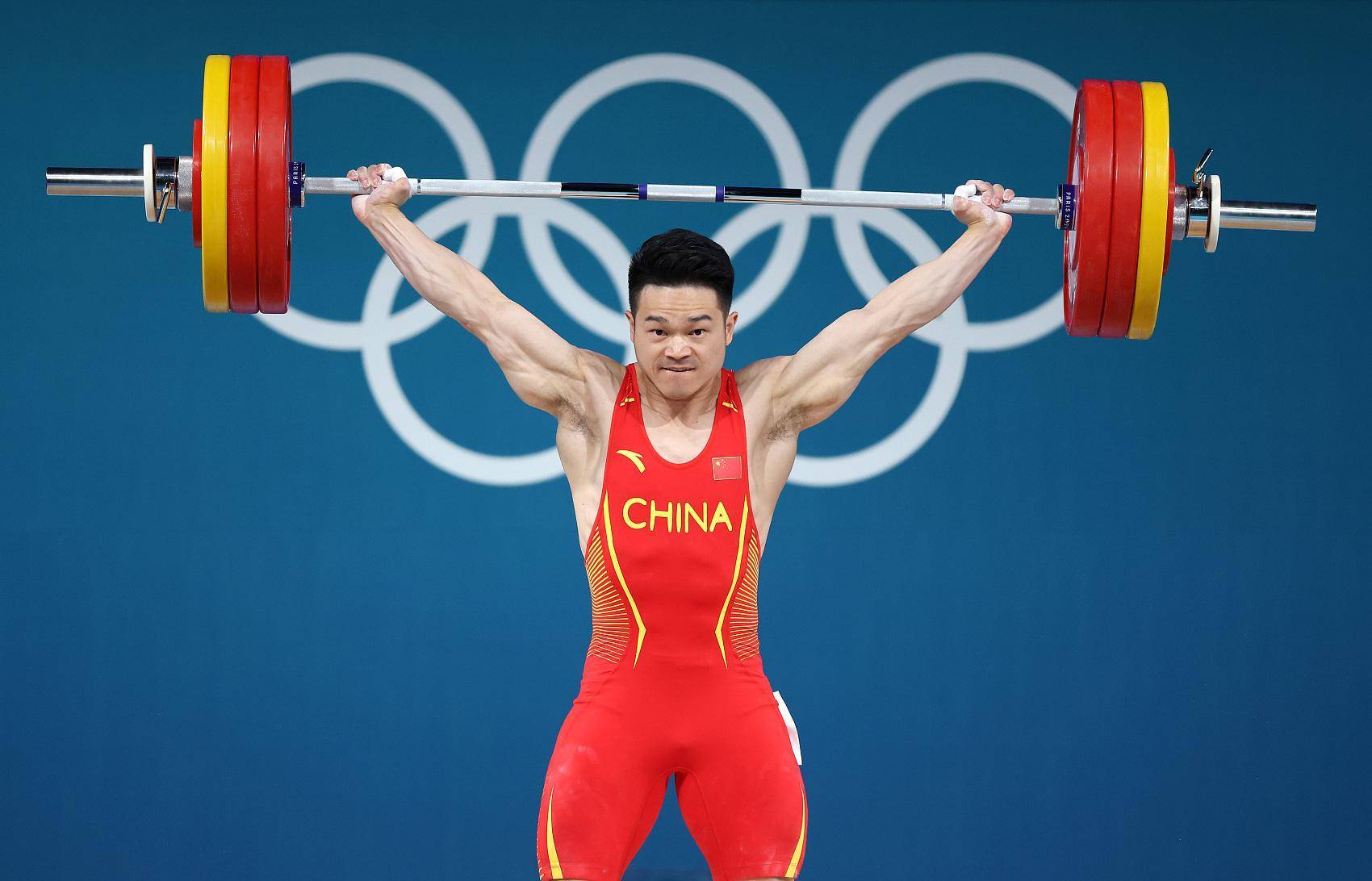 【巴黎奥运·现场直击】三次挺举均失败,石智勇:"对不起中国举重队.