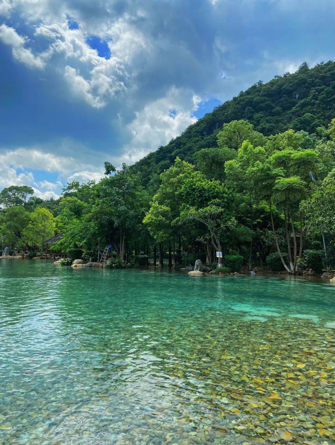 山清水秀太阳高吉他谱图片