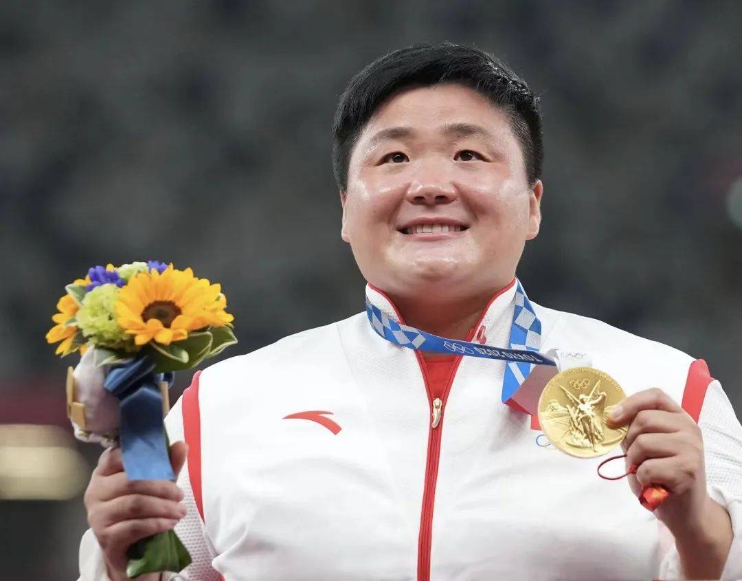 星耀巴黎|巩立姣—用坚持书写铅球荣耀