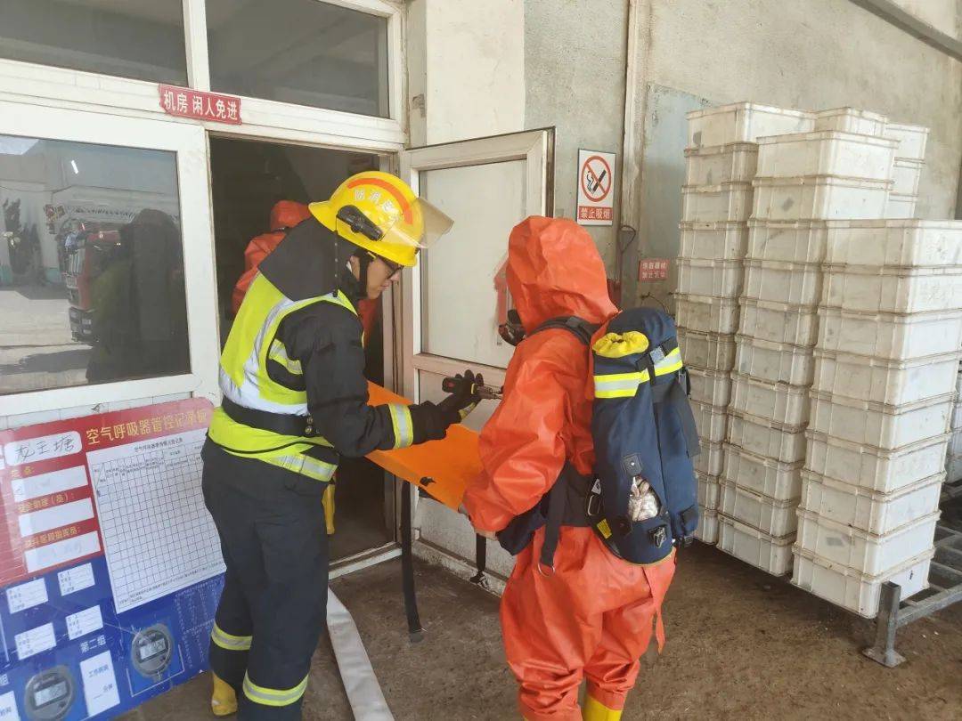 "顶烈阳,战风雨,强能力"—高新园区消防救援大队夏训工作如火如荼