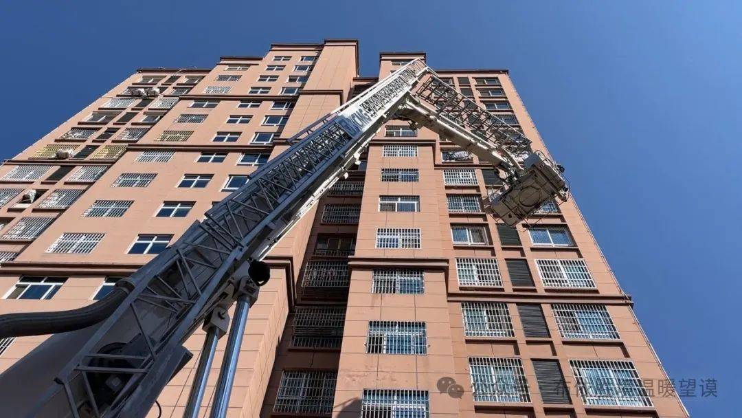 【安全生产"打非治违"专项行动】望谟县开展高层建筑小区消防通道专项