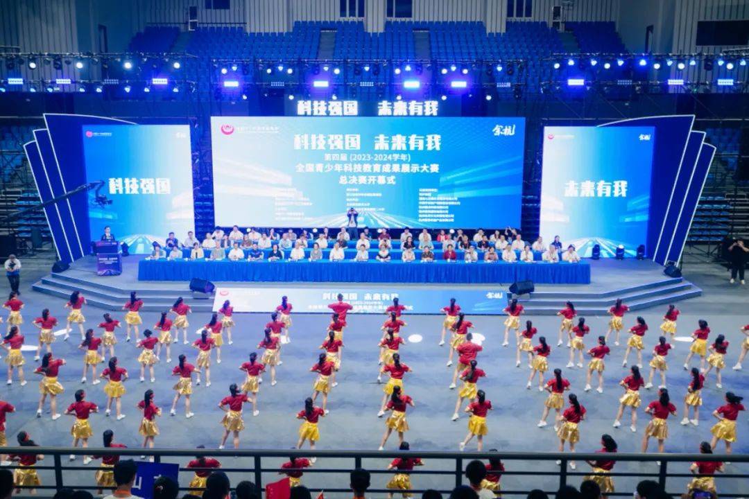 聊城市茌平区振兴中学创客社团的六位学生刘奕轩,李子兴,张书豪