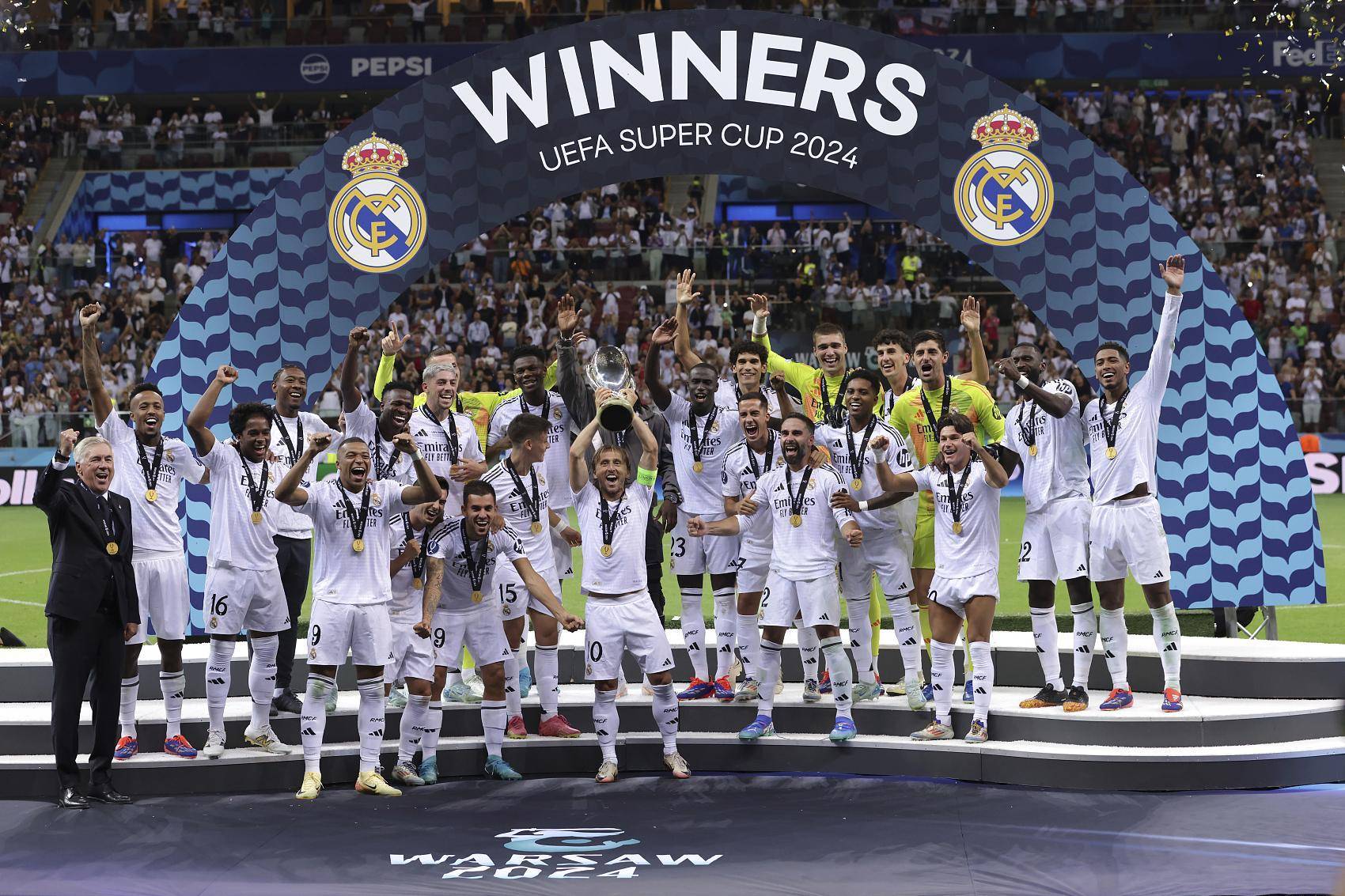 姆巴佩首秀建功,皇马六夺欧超杯创纪录