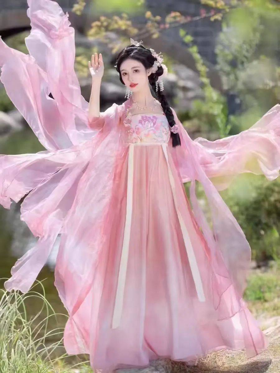 套装138元,美丽不打折,清雅秀美诃子裙!