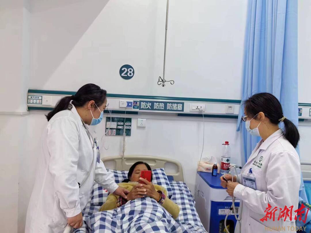 "尿毒症 白肺"患者家属专程赴岳阳致谢