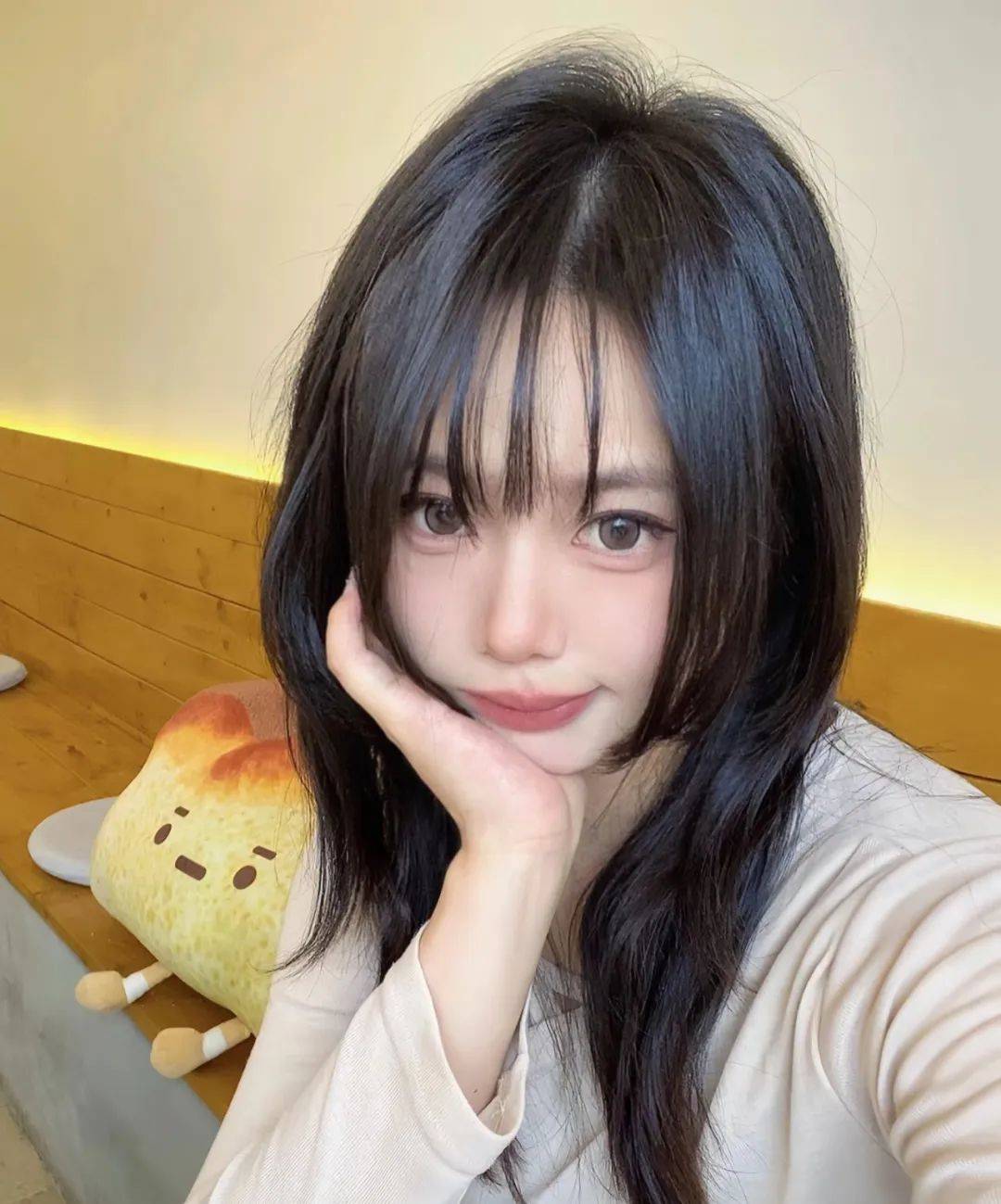 开学显脸小发型