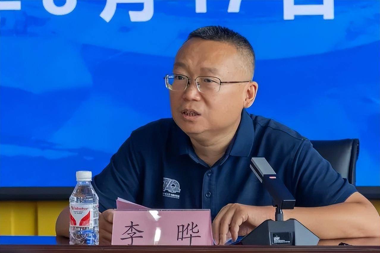 李晔日前,哈尔滨工程大学党委决定:李晔任船舶工程学院党委书记,智能