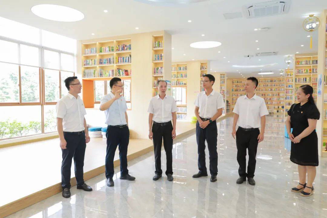 黄锦发调研中小学秋季开学工作_茶山镇_教育_教学楼