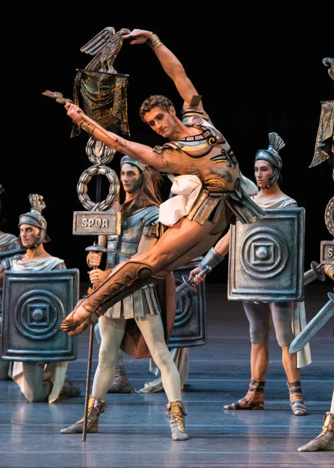 莫大芭蕾舞剧《斯巴达克斯》主演阵容公布!