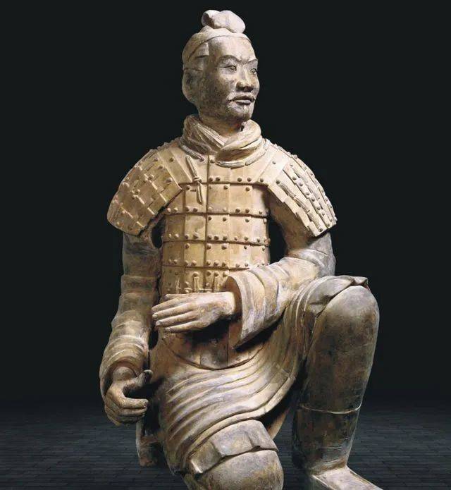 兵马俑里,有一张"脸"至今无法用科学解释,还曾被禁止出国展览