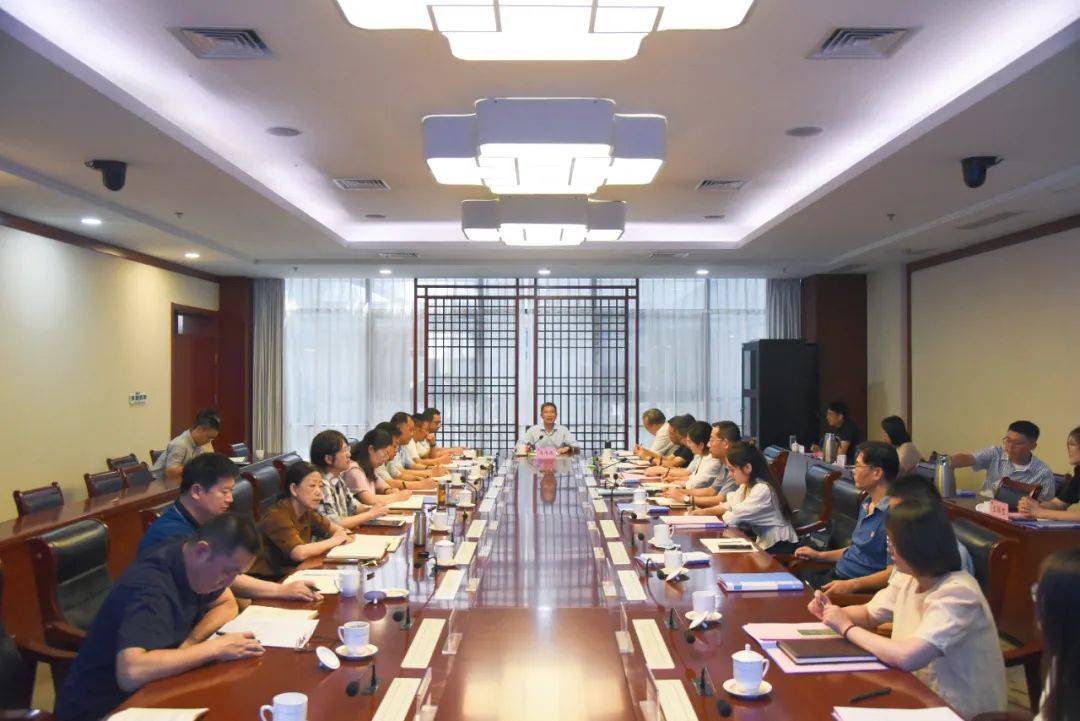 省社会主义学院举办“弘扬教育家精神 加强新时代高素质专业化教师队伍建设”座谈会_严以_统一战线_政治