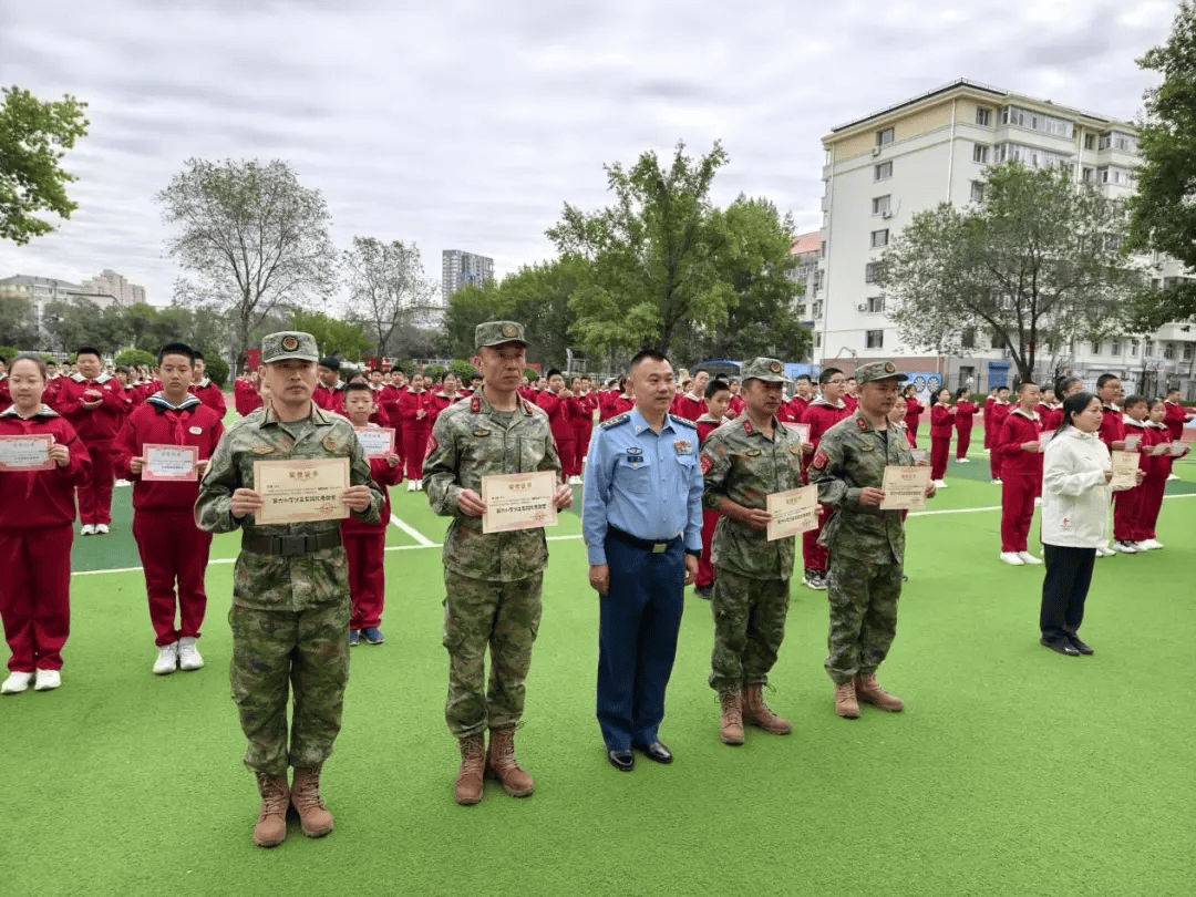 第六小学教育集团少工委开展国防教育月活动_训练_少年军校_历史